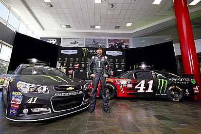 New contract, new sponsor, but the same team for Kurt Busch in 2016
