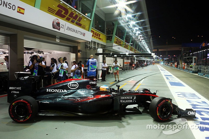 McLaren brings gearboxes "back from the dead"