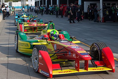 EL2 - Lucas di Grassi interrompt le récital Renault e.Dams
