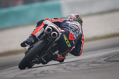 Antonelli, com cronômetro zerado, é pole em Sepang
