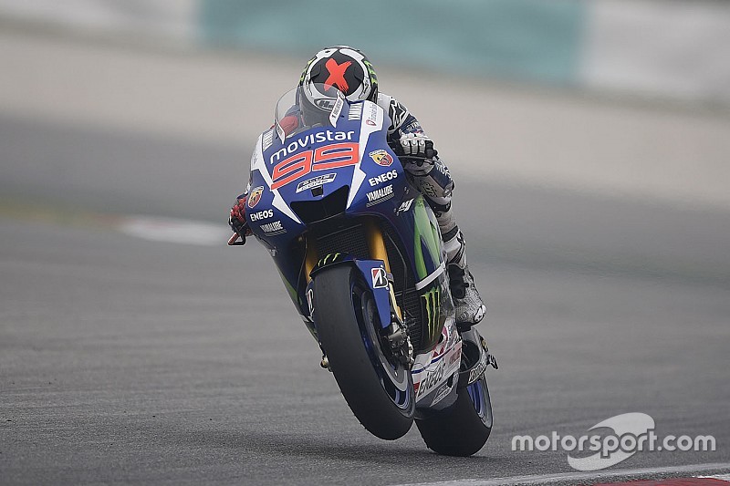 Lorenzo: "Mi única opción es quedar delante de Rossi"