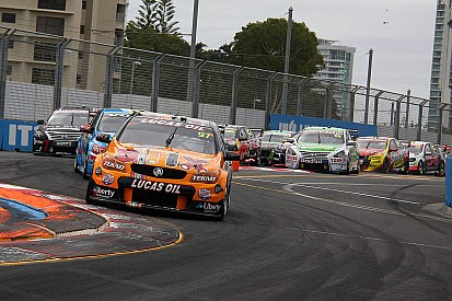 Surfers Paradise: Shane van Gisbergen und Jono Webb siegen