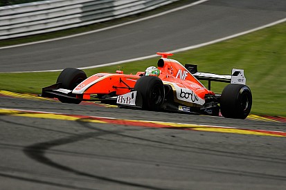 Alfonso Celis stays with AVF for 2016