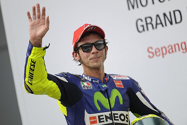 Rossi "hizo lo correcto" en Sepang &ndash; Vettel