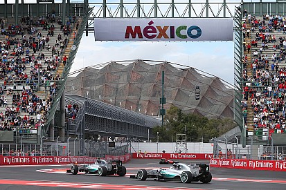 Rosberg attaque son weekend avec confiance; Hamilton détendu