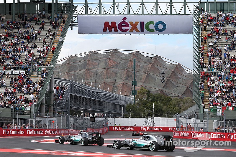 Rosberg attaque son weekend avec confiance; Hamilton détendu