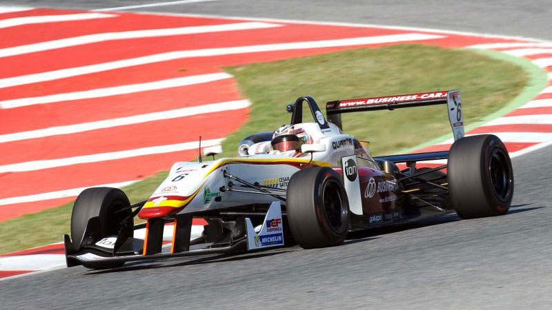 Tereschenko vola e conquista la pole di Gara 1