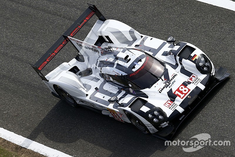 #18 Porsche Team Porsche 919 Hybrid: Romain Dumas, Neel Jani, Marc Lieb