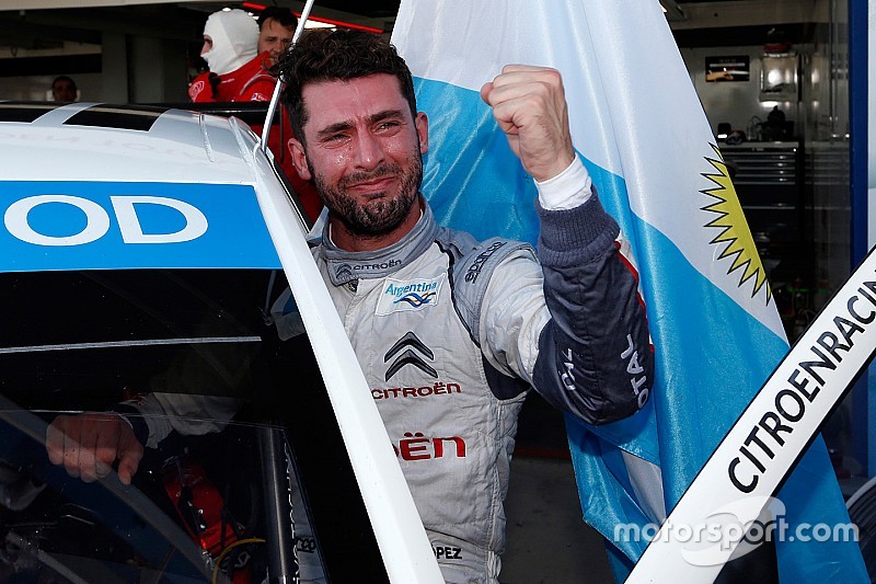 Il campione 2015 Jose Maria Lopez, Citroën C-Elysée WTCC, Citroën World Touring Car team