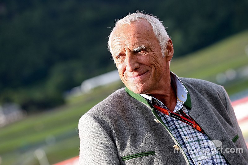 Mateschitz: "Prolunghiamo l'attesa per 2-3 settimane"