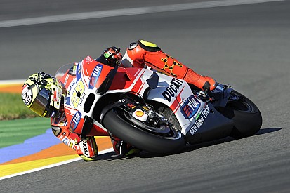 EL3 - Iannone et Rossi se mettent en évidence
