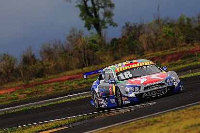 Brazilian V8 Stock Cars: Allam Khodair claims pole at Tarumã and spices title race
