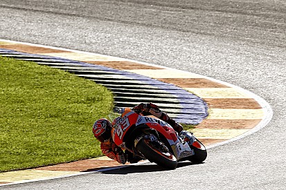 Valencia MotoGP: Marquez heads Lorenzo in final warm-up, Rossi fourth