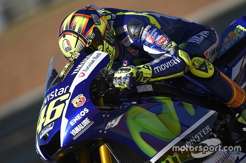 Rossi geeft Marquez de schuld van missen titel: “Hij was de bodyguard van Lorenzo”