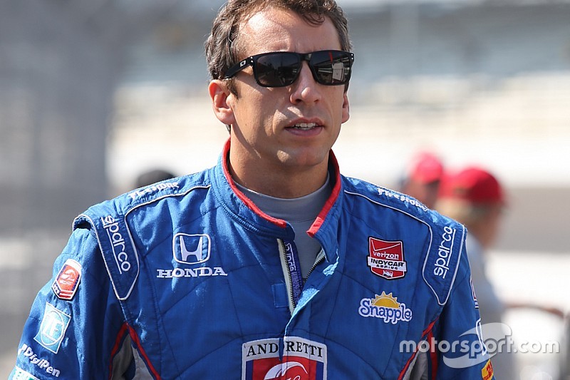 Leilão para família de Justin Wilson arrecada R$ 2,4 milhões