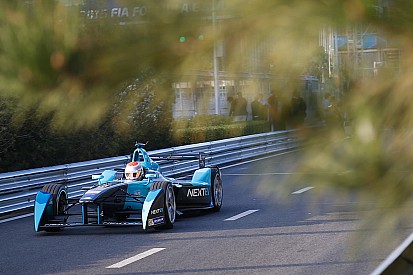 Frustrated Piquet says no quick fix for NEXTEV