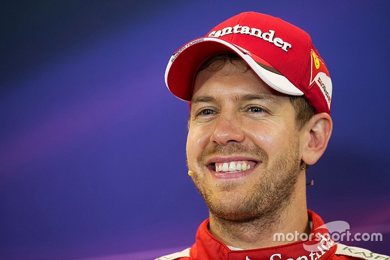 Vettel agradece Lauda, mas ironiza: "muda de opinião rápido"