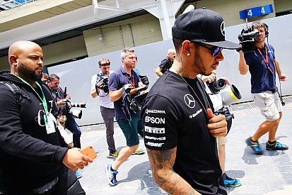 Hamilton "feeling good" despite fever and car crash