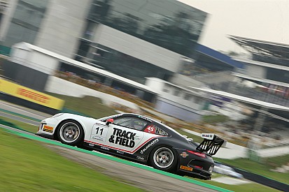 Troca de pneus muda grid da Porsche GT3 Cup