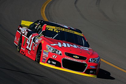 Kurt Busch tops second Phoenix practice