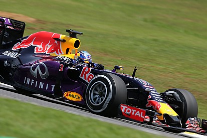 Ricciardo says Renault engine letdown a wake-up call for 2016