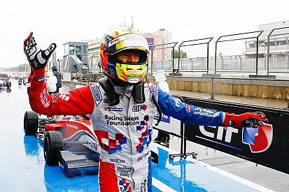 Barnicoat secures F3 move with Prema