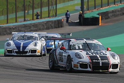 Ricardo Rosset vence em Interlagos e assume liderança