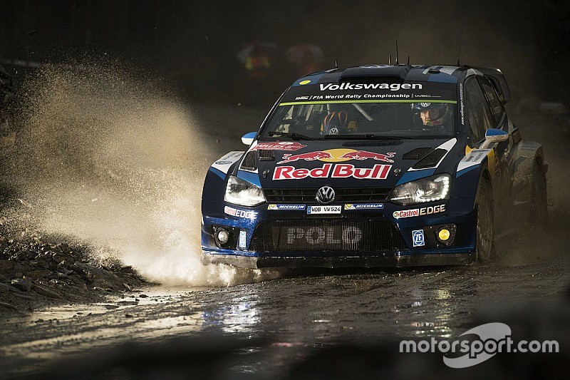 Sebastien Ogier vince in Galles per le vittime di Parigi