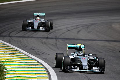 Mercedes says fixed strategies lesser of two evils