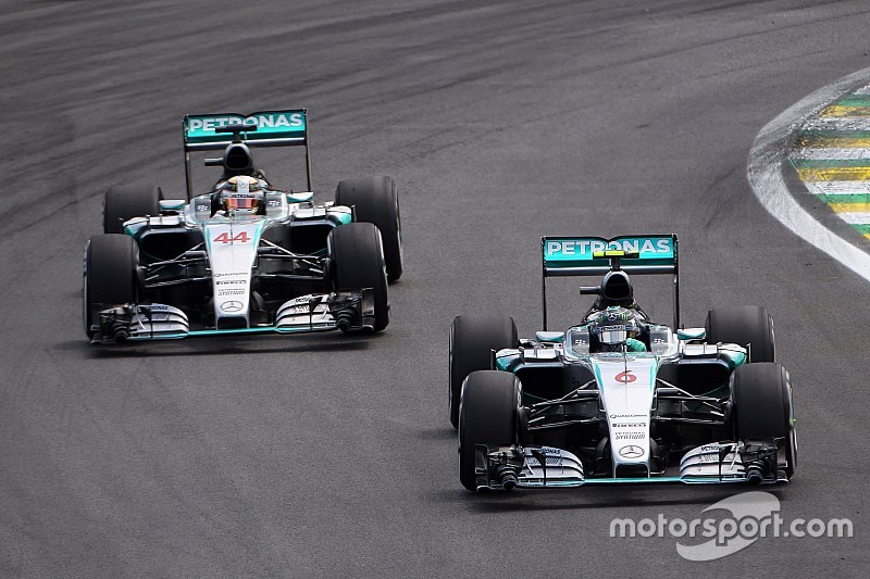 Coulthard - Hamilton et Rosberg doivent avoir carte blanche à Abu Dhabi