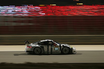Sakhir: 991 RSR con il rebus gomme