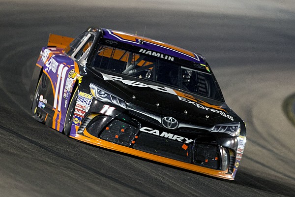 Homestead-Quali: Denny Hamlin auf Pole