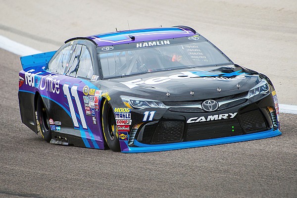 Denny Hamlin en pole à Homestead-Miami