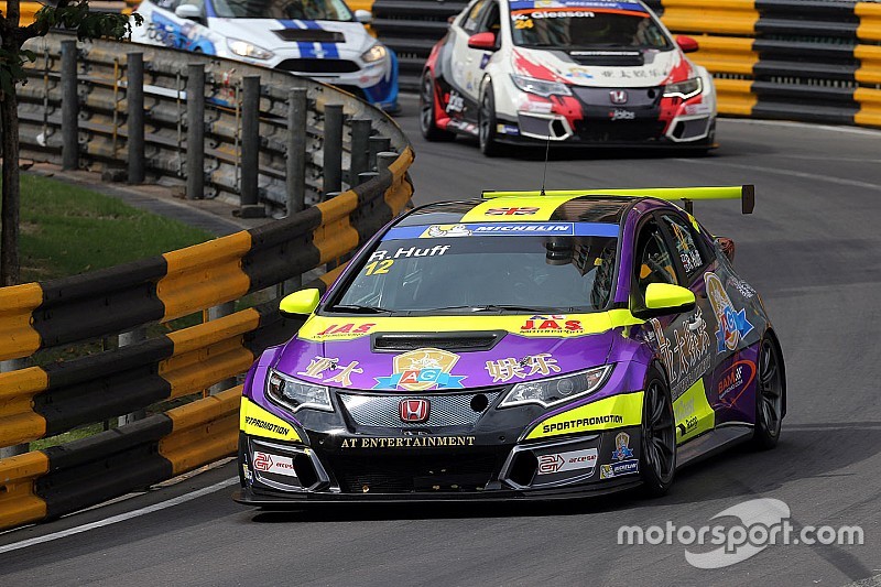 Pole Position perentoria di Rob Huff a Macao