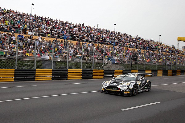 FIA GT World Cup, Engel conquista la qualifyng race