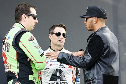 NASCAR em imagens: Hamilton, adeus de Gordon e Busch campeão