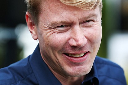 Hakkinen critica Maldonado: "não aprende com os erros"