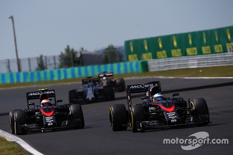 Button: Alonso a "bigger challenge" than Hamilton