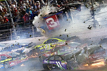 Galería: Los accidentes más fuertes de NASCAR en 2015