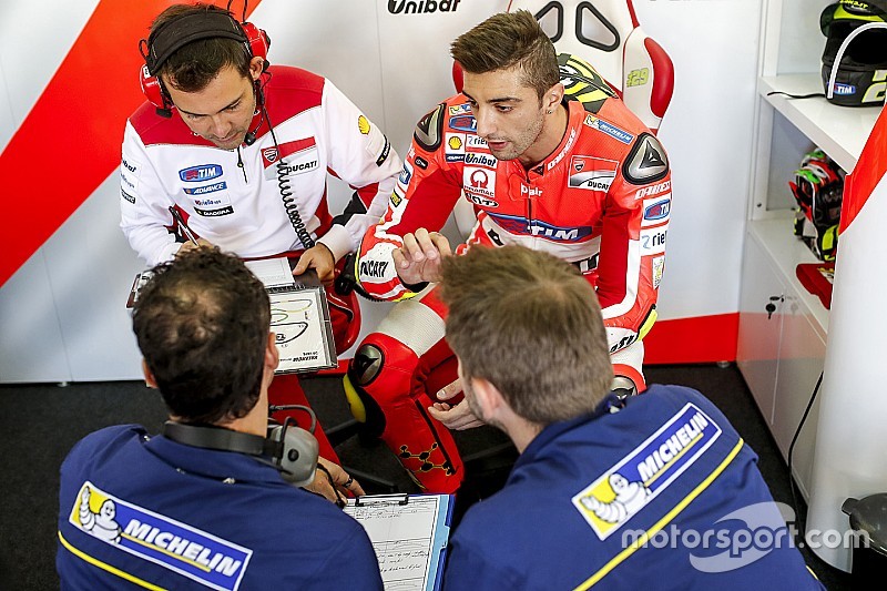 Iannone: "Mi trovo bene con le Michelin"