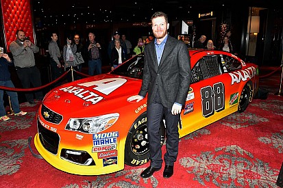 2016 Dale Earnhardt Jr. Axalta scheme unveiled