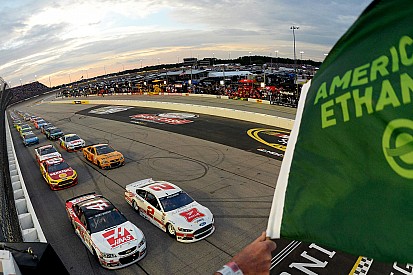Darlington Raceway receives prestigious honor for 'Throwback Weekend'