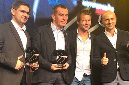 Kajetan Kajetanowicz premiato da Sébastien Loeb