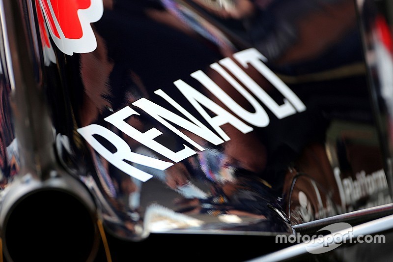 В Red Bull не исключают продолжения сотрудничества с Renault