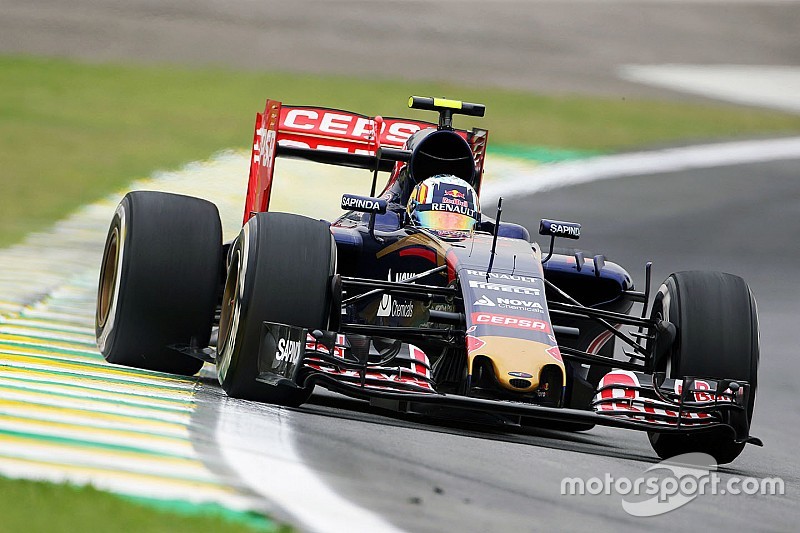 Toro Rosso получит моторы Ferrari и сохранит пилотов