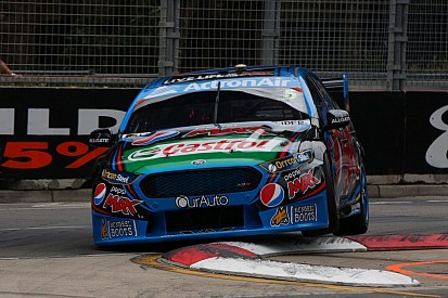 Sydney 500 V8s: Frosty on pole, Lowndes last for first race