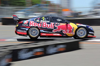Sydney 500 V8s: Whincup wins, Lowndes keeps title fight alive