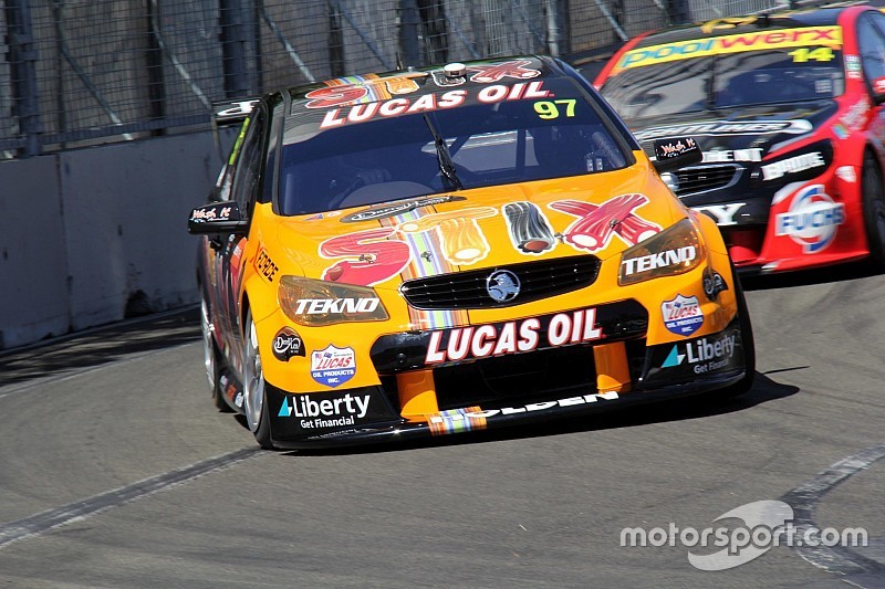 Sydney 500 V8s: Van Gisbergen takes provisional pole