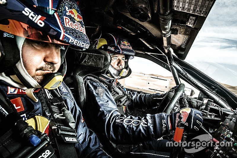 Loeb sur le Dakar : "Le cerveau fonctionne sur deux pistes parallèles"