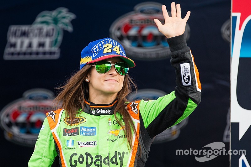 Danica Patrick figure parmi les plus populaires sur le web
